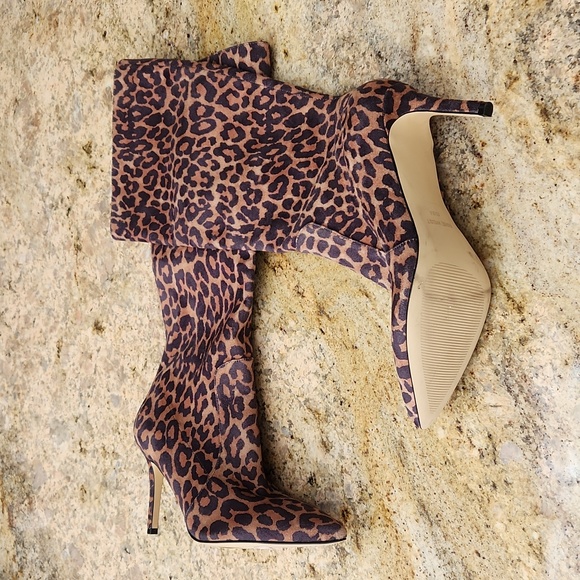 Nine West Animal Leopard Cheetah Print Knee-High Boots. NEW - Picture 4 of 16